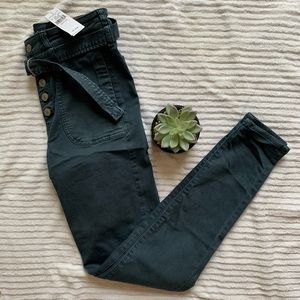 NWT AE super high-rise jegging (6 long)